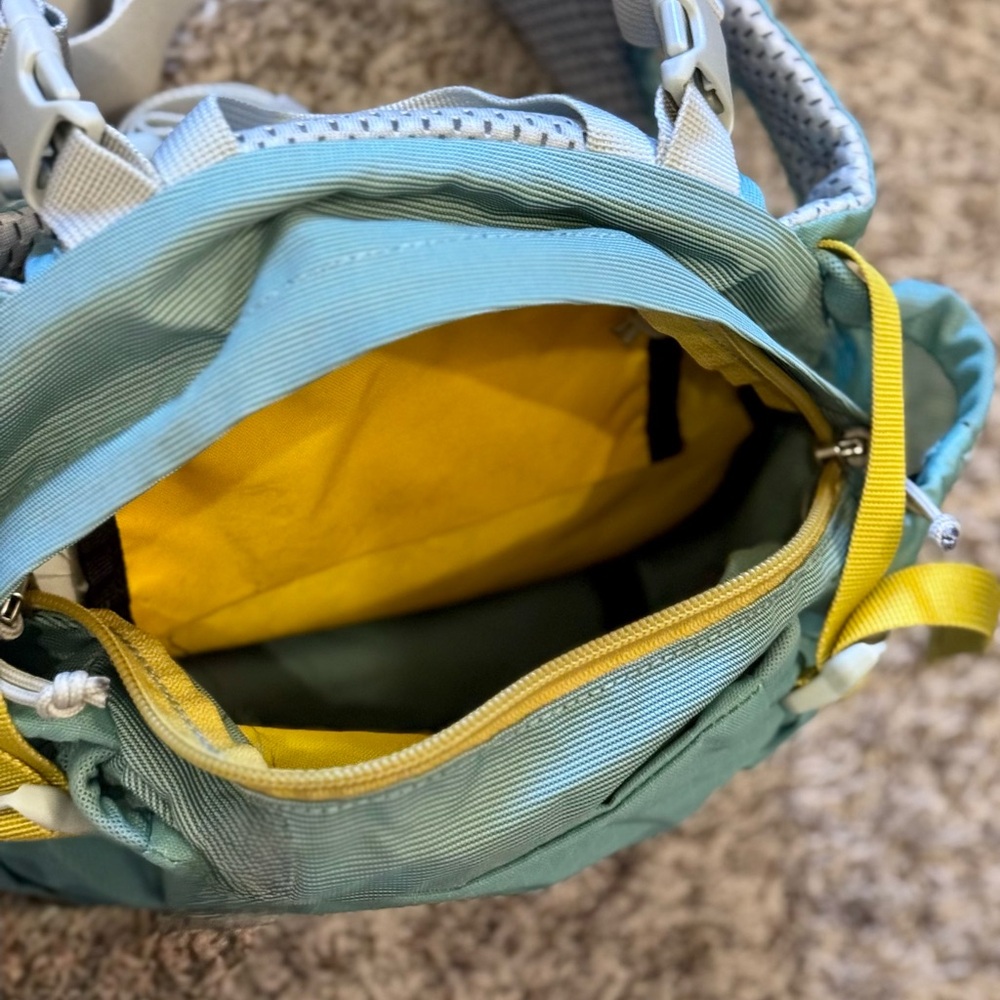 Mountainsmith Drift Teal Lumbar/Waist Pack - Picture 11 of 12